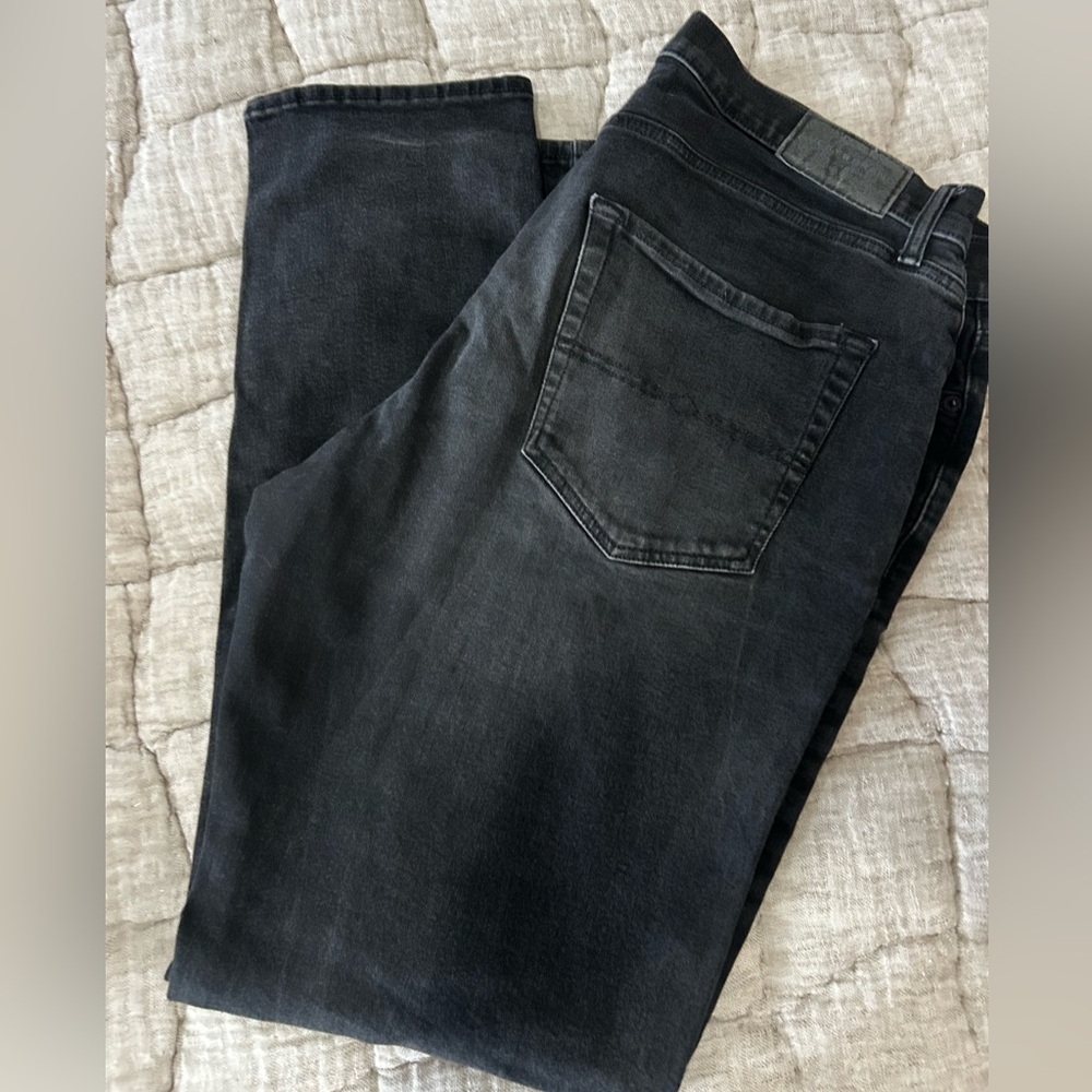 Lucky Brand men’s jeans